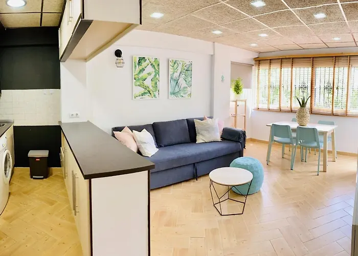 Segunda Linea De Playa Brisa Tropical * Fuengirola